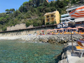 M'illumino d'immenso - MONEGLIA APARTMENTS Moneglia